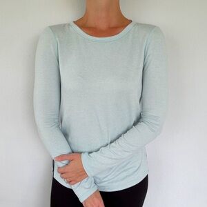 Zella light blue long sleeve spandex stretch long sleeve workout top size small